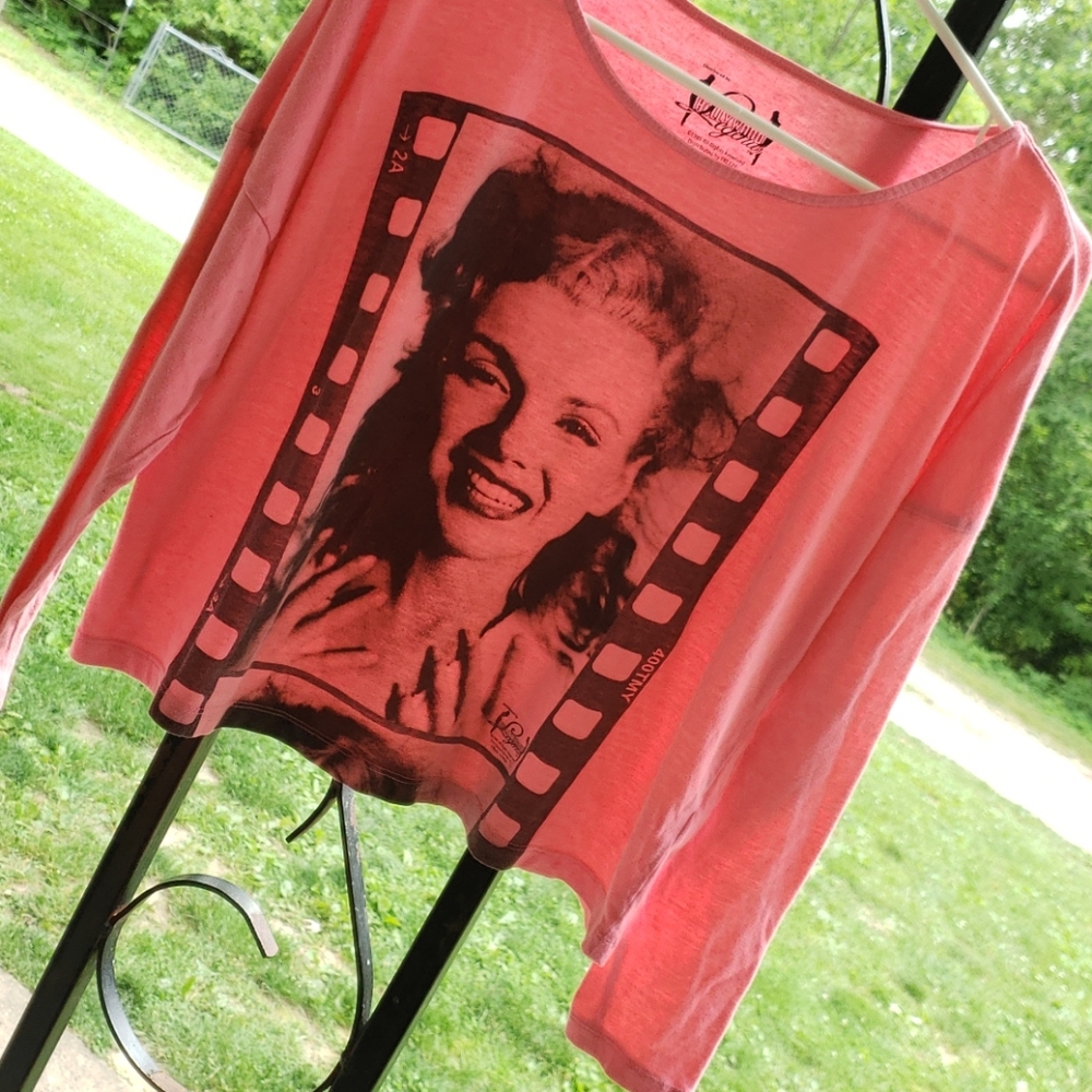 Vintage Marilyn Monroe Long Sleeve CROP top